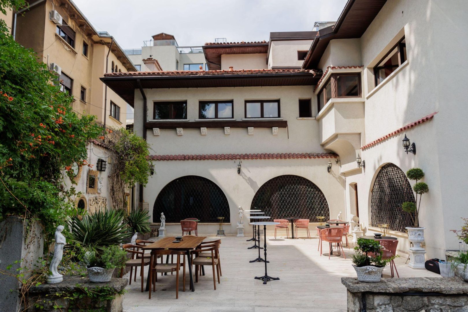 Evenimente corporate organizate cu stil la EkoGroup Vila București